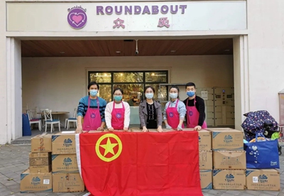 金秋助學(xué) 傳遞愛心，點燃希望.jpg